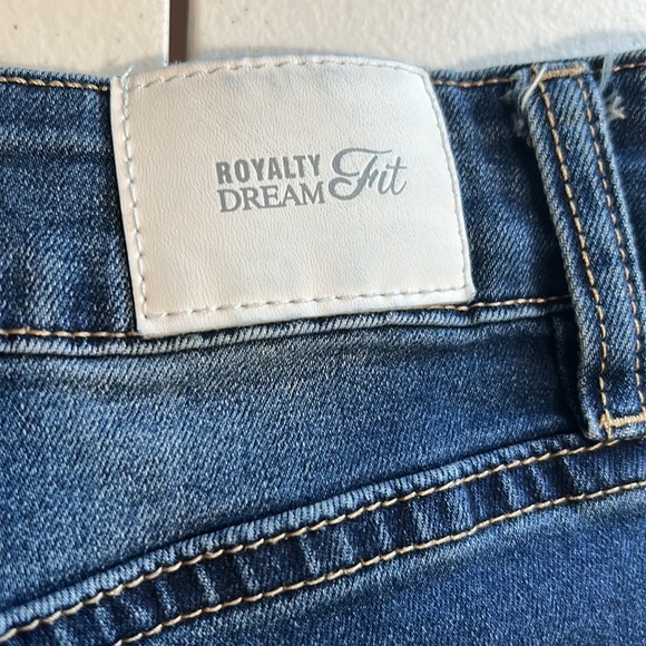 Royalty Dream Fit, High Rise, Ankle, Distressed Skinny Jeans, Size 4 - Picture 4 of 10